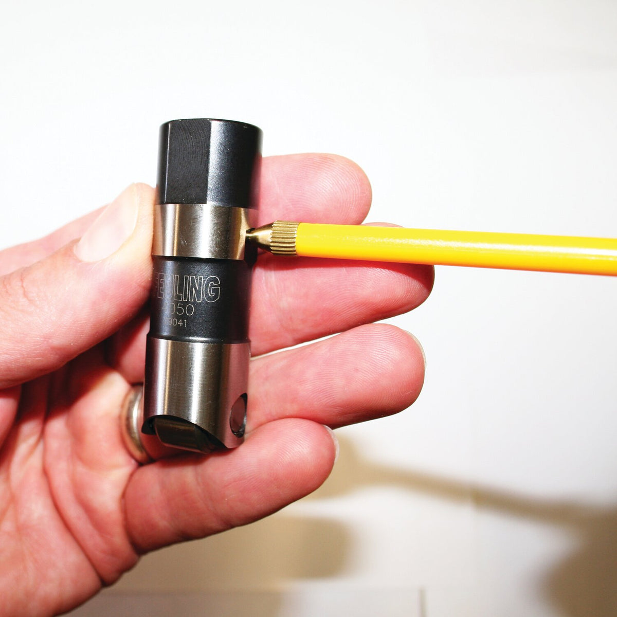 Feuling, hydraulic lifter oil squirt can