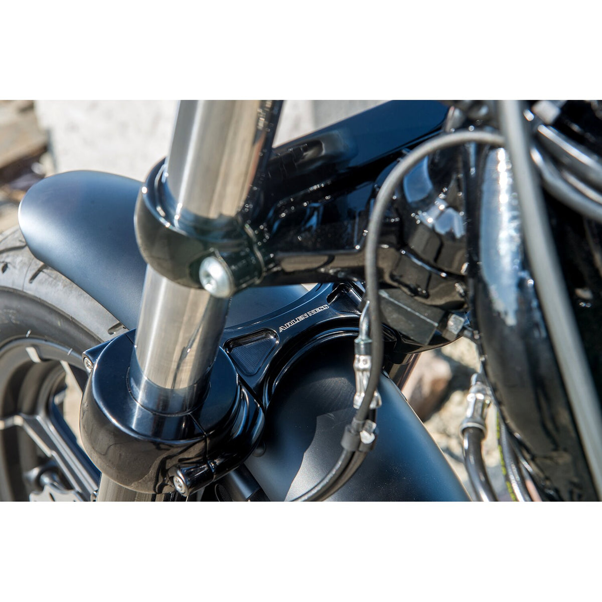 Arlen Ness, Method 39mm fork brace. Black
