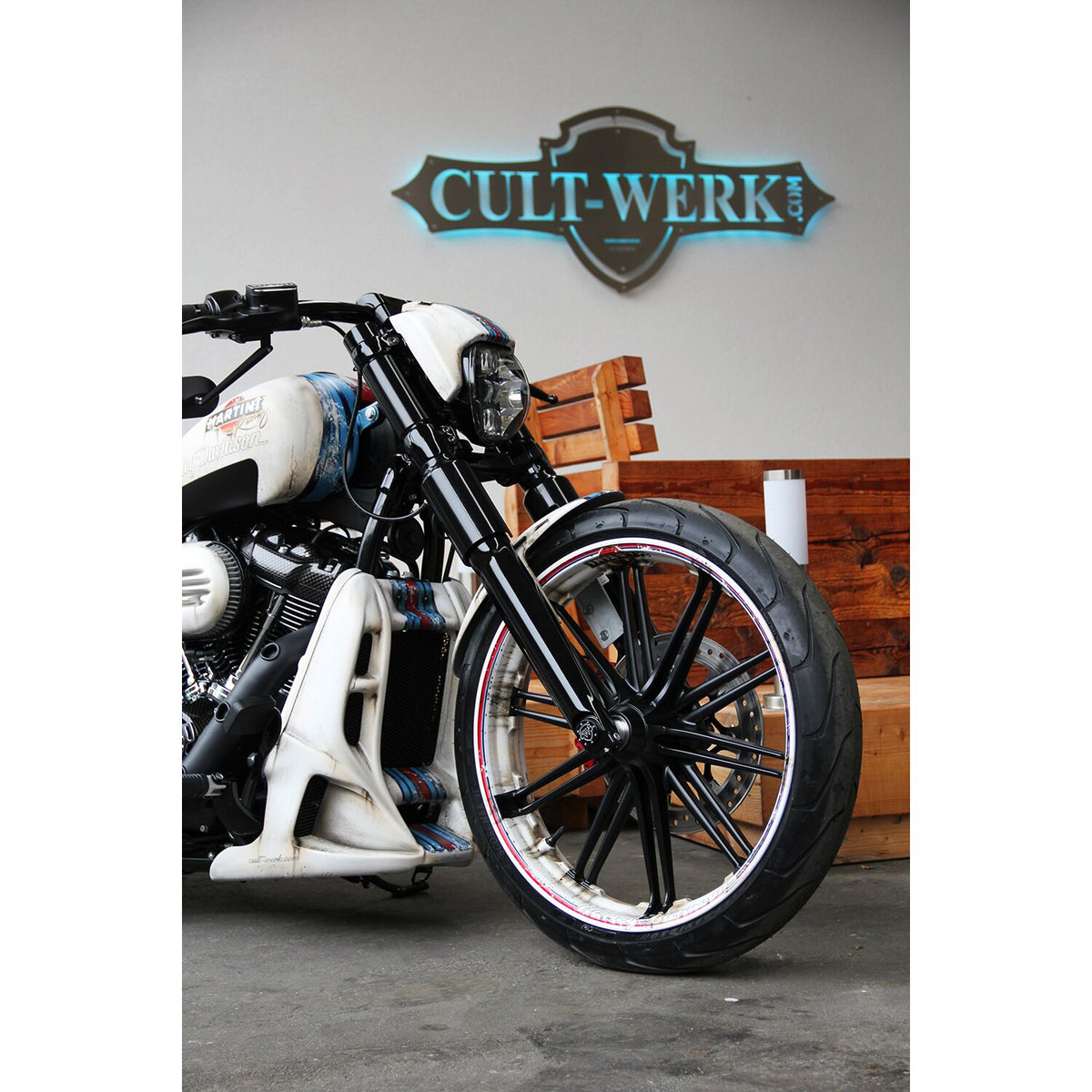 Cult-Werk, 6-piece fork tube cover kit. Gloss black