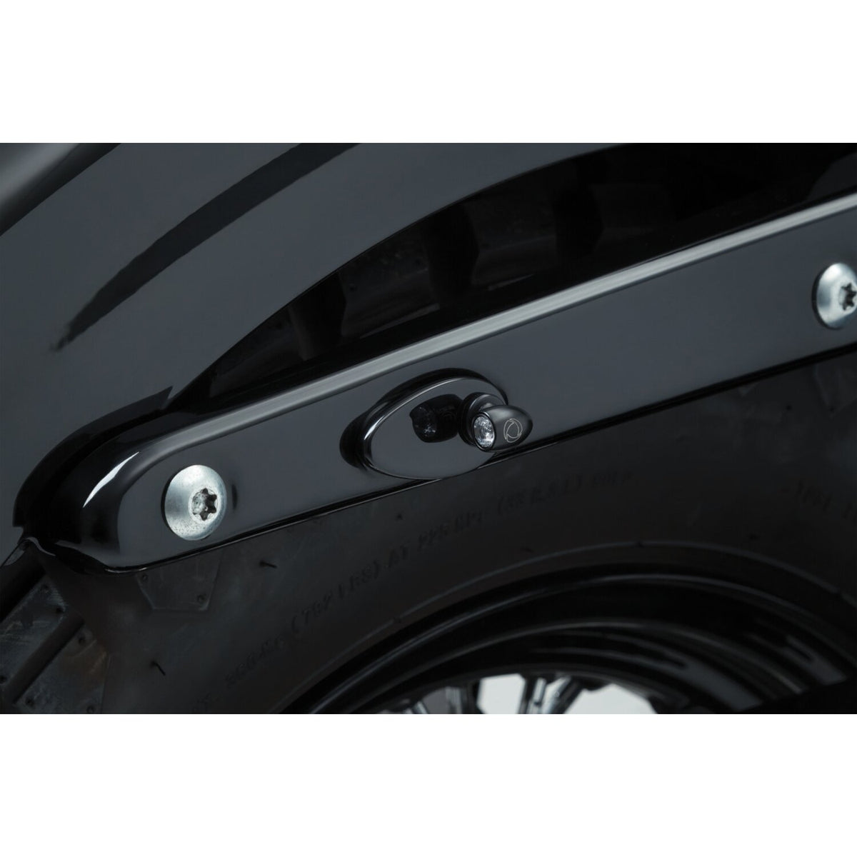Kuryakyn, Fender strut cover plates gloss black