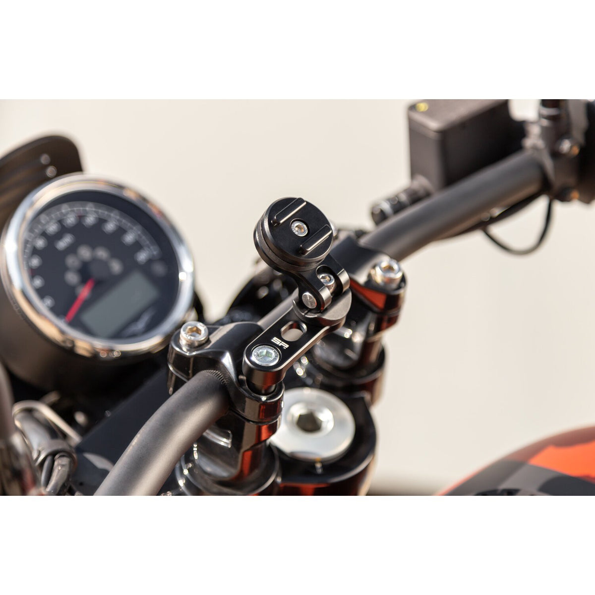 SP Connect™, bar clamp mount pro. Black