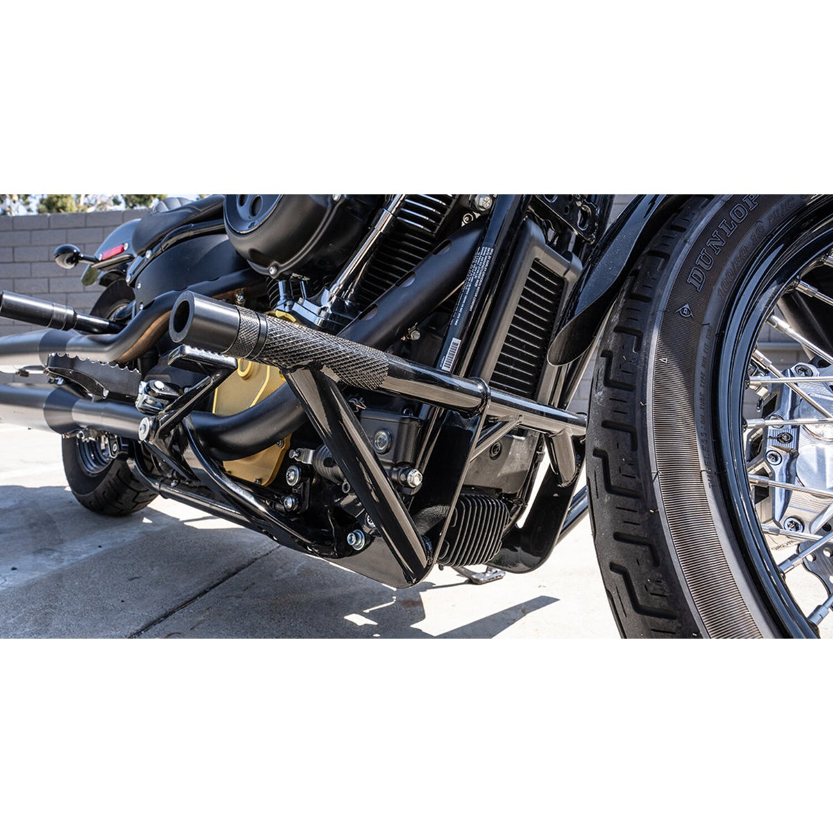 Burly Brand, Brawler crash bar kit M8 Softail. Front. Black