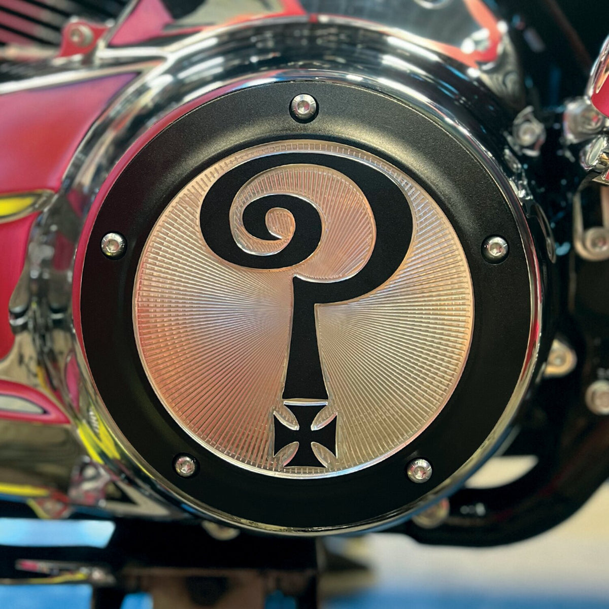 Indian Larry, 'Question Mark' derby cover. Matte black/clear