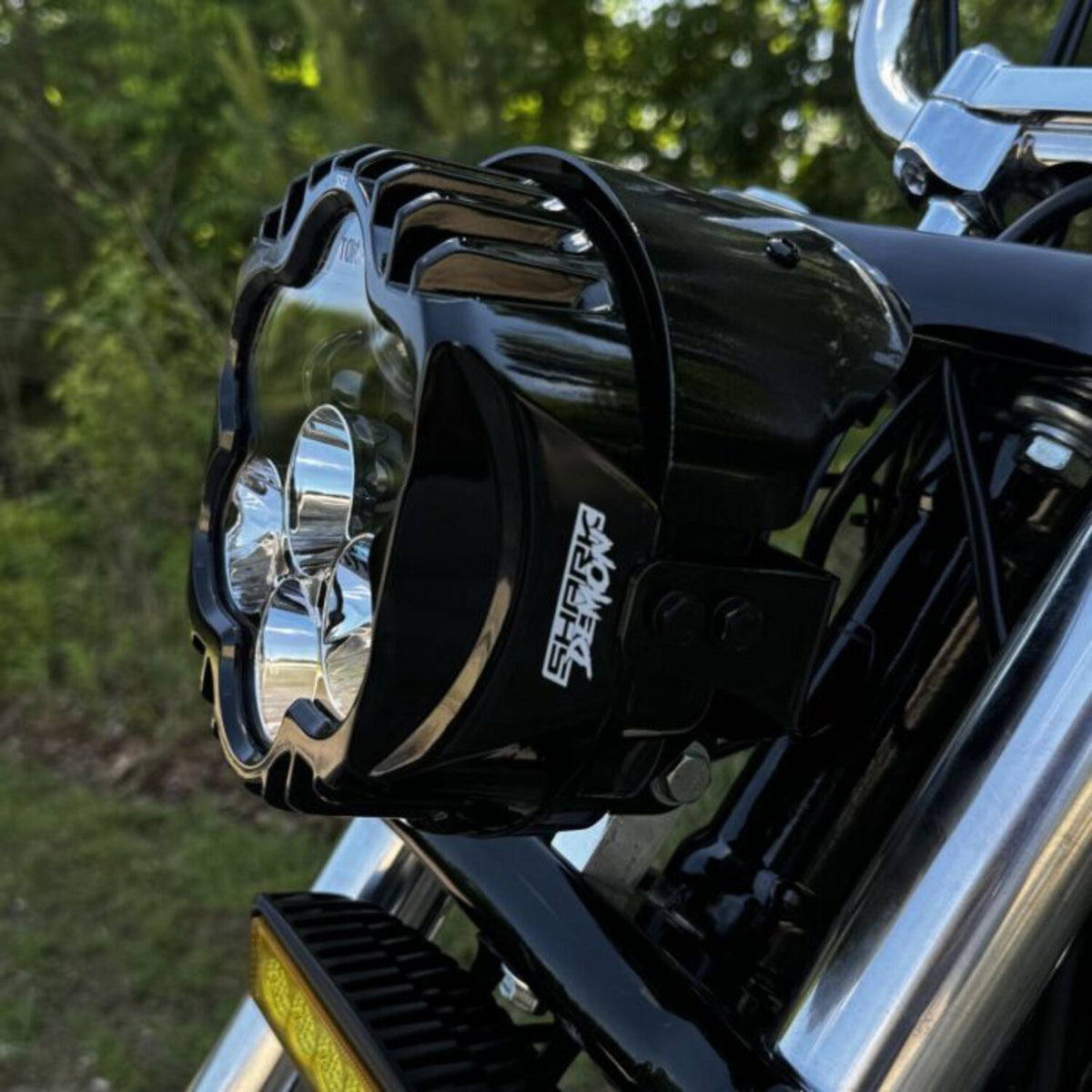 Custom Dynamics, 5-3/4" Shark Demon LED headlamp kit