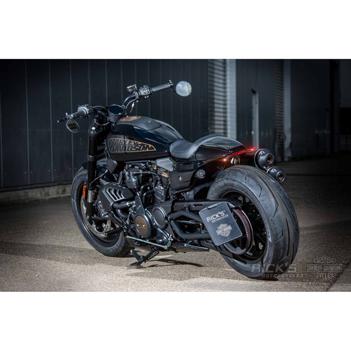Rick's Motorcycles, turn signal bracket kit Atto rear. Black