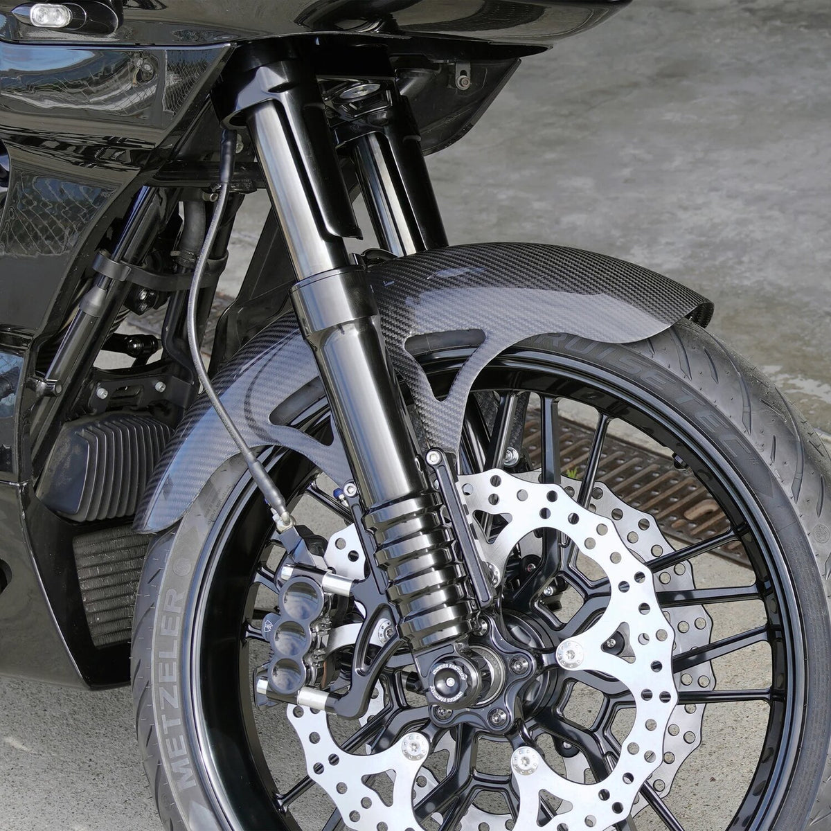 Arlen Ness, 21" Pro Sport front fender. Carbon fiber