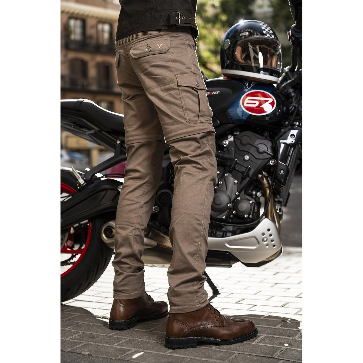 By City Air IV pants sand