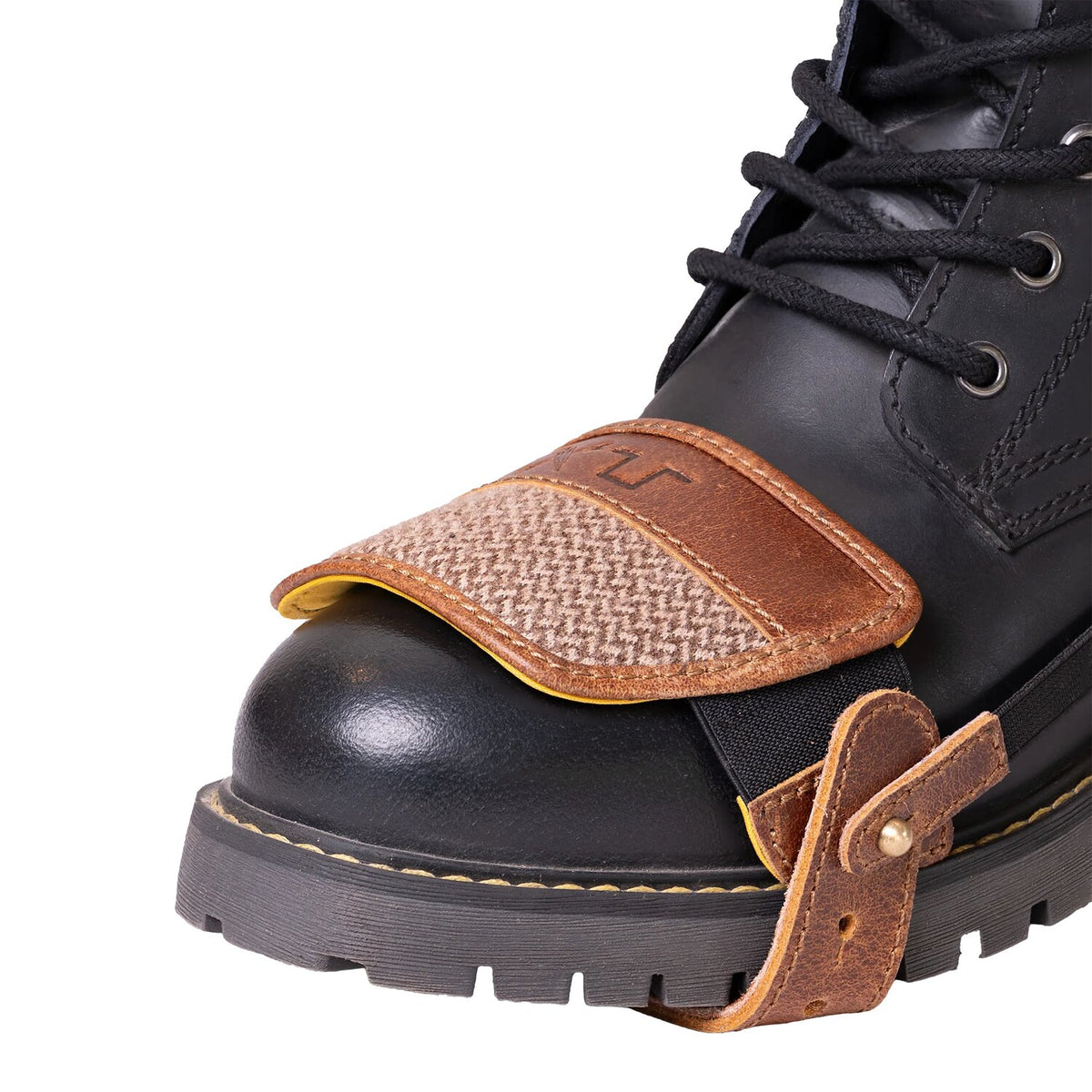 Trip Machine x DGR shoe protector cognac brown