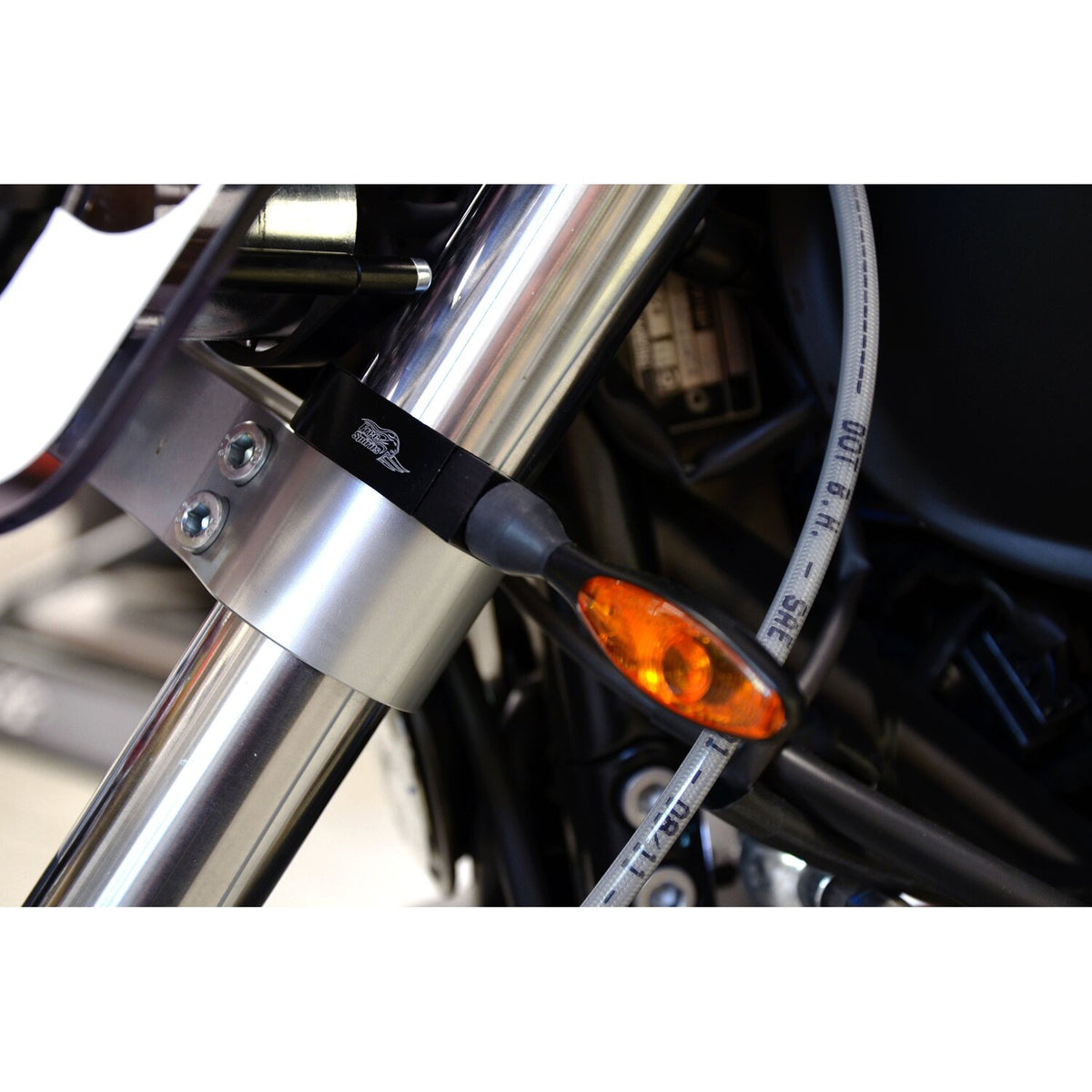 Free Spirits, turn signal fork mount kit. 41mm