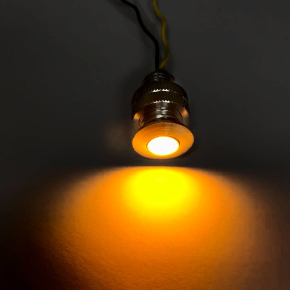 Custom Dynamics, LED boltz. Amber/White LEDs. Black