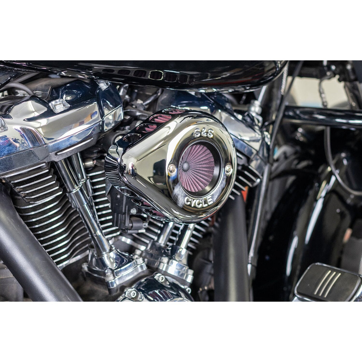 S&S, 'Air Stinger Stealth' air cleaner kit. Teardrop, chrome