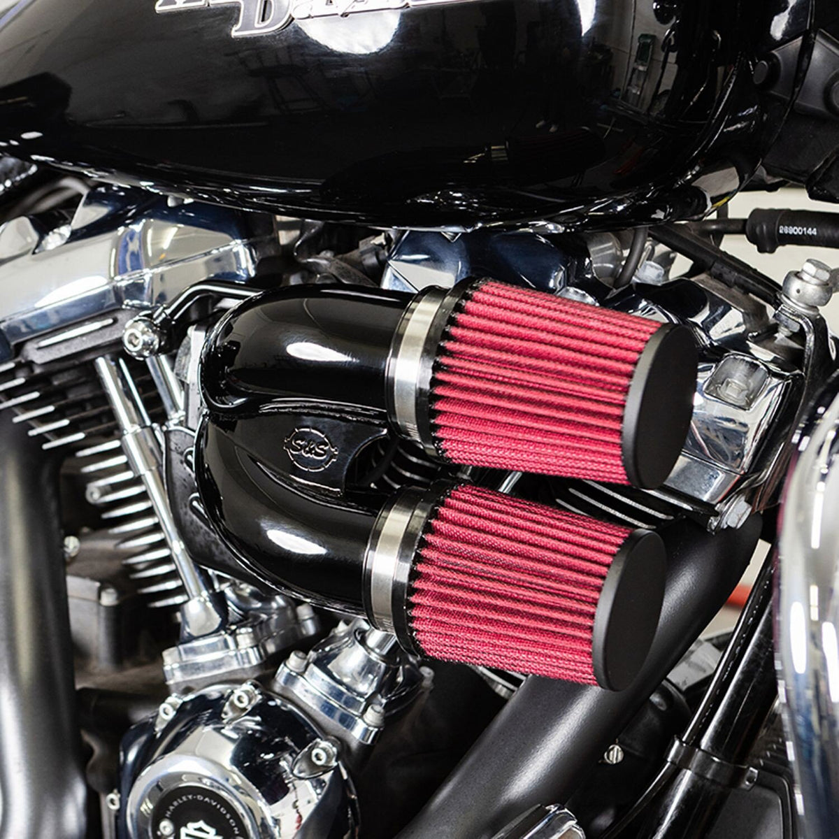 S&S, tuned induction air cleaner kit. Black