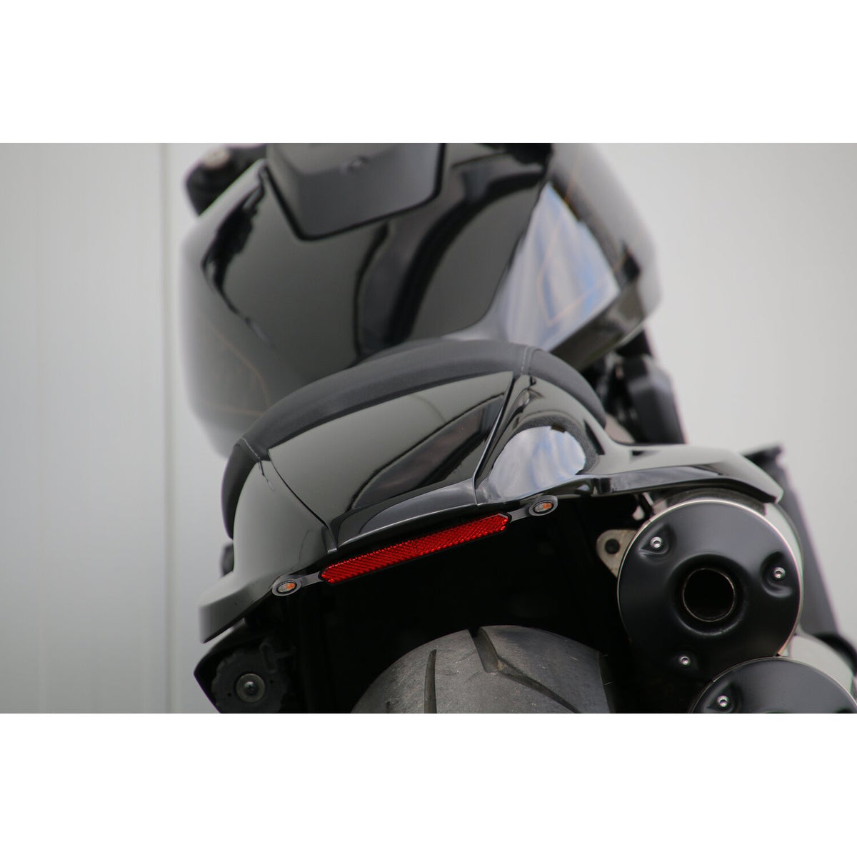 Kodlin, light bar with taillight/turn signals. Black