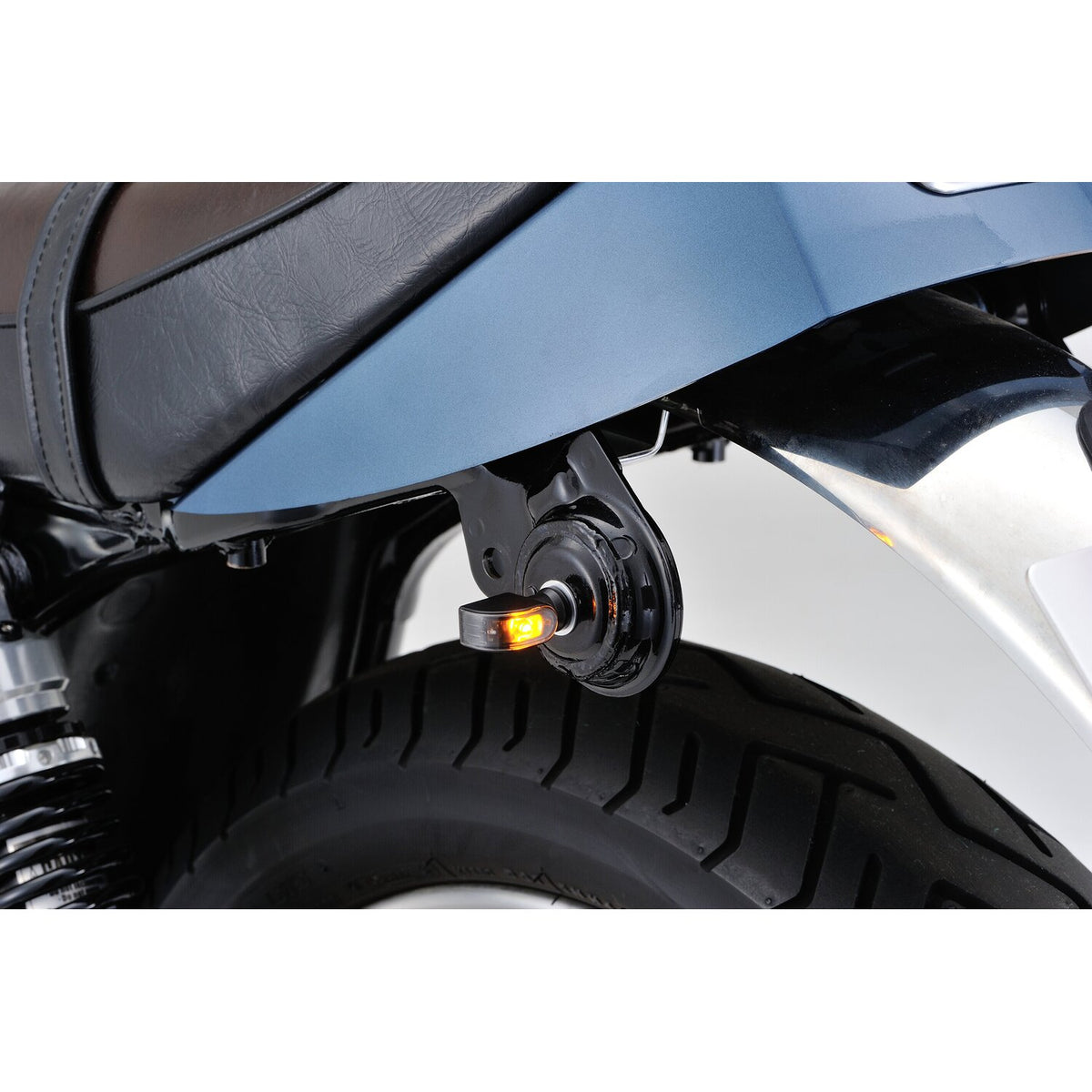 Daytona, Mini 1 D-Light LED turn signals. Clear lens