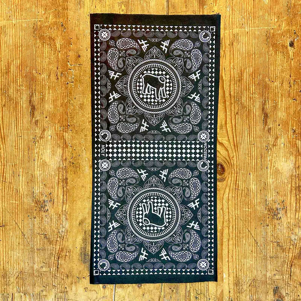 Holy Freedom Noir Drykeeper® tunnel