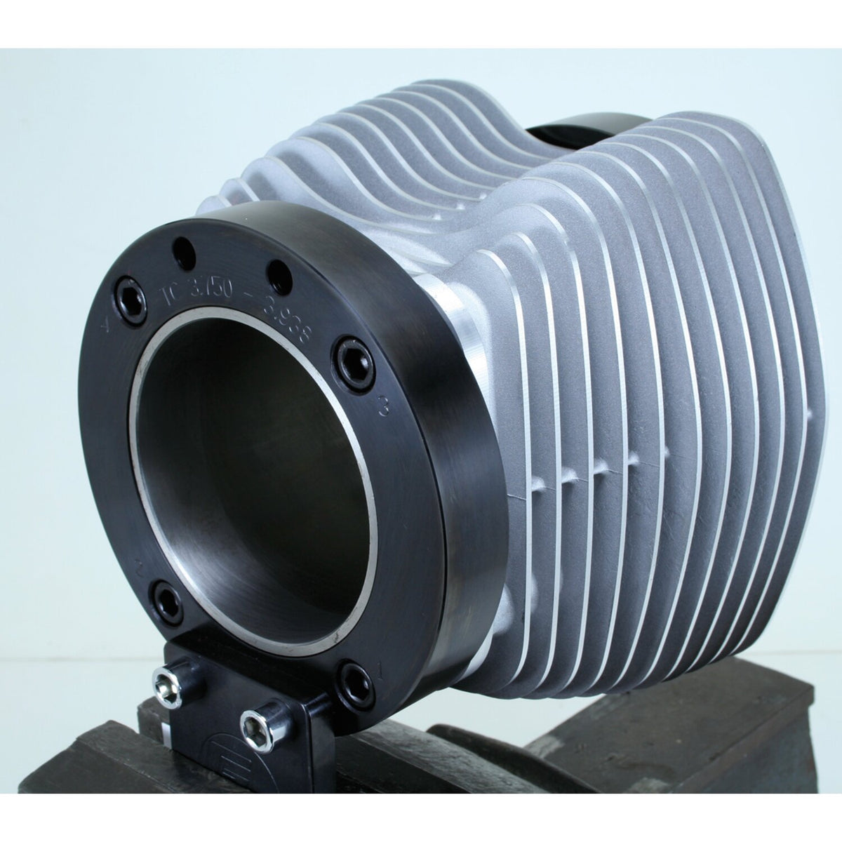 George's Garage, cylinder torque plates