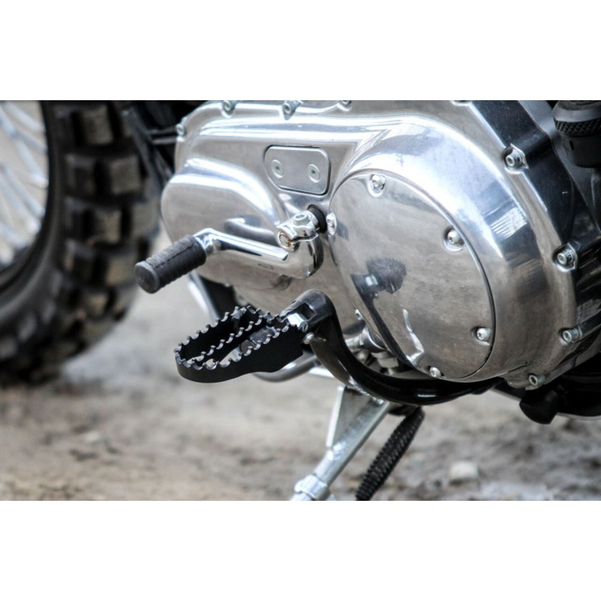 Burly, MX foot pegs. Black