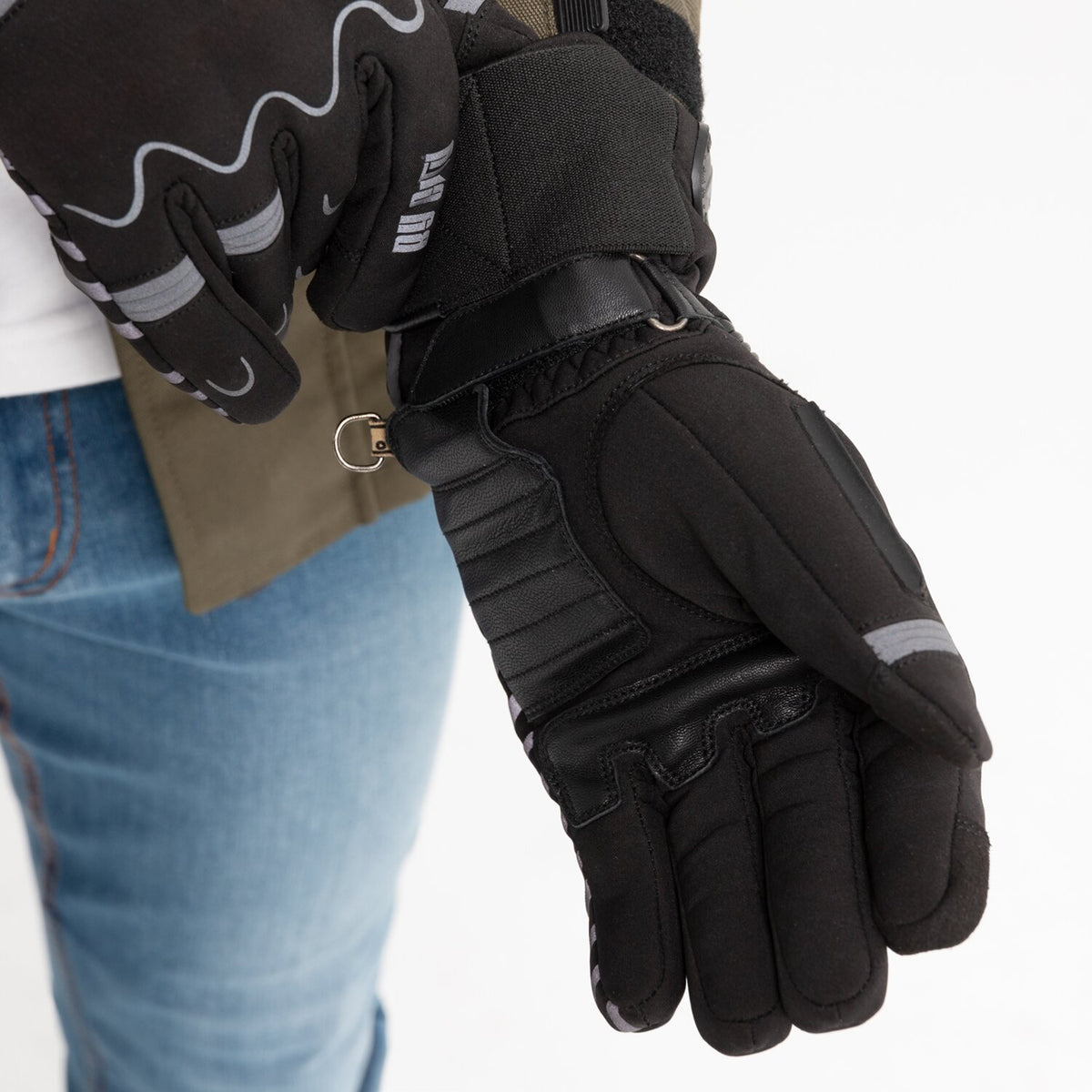By City Touring gloves black