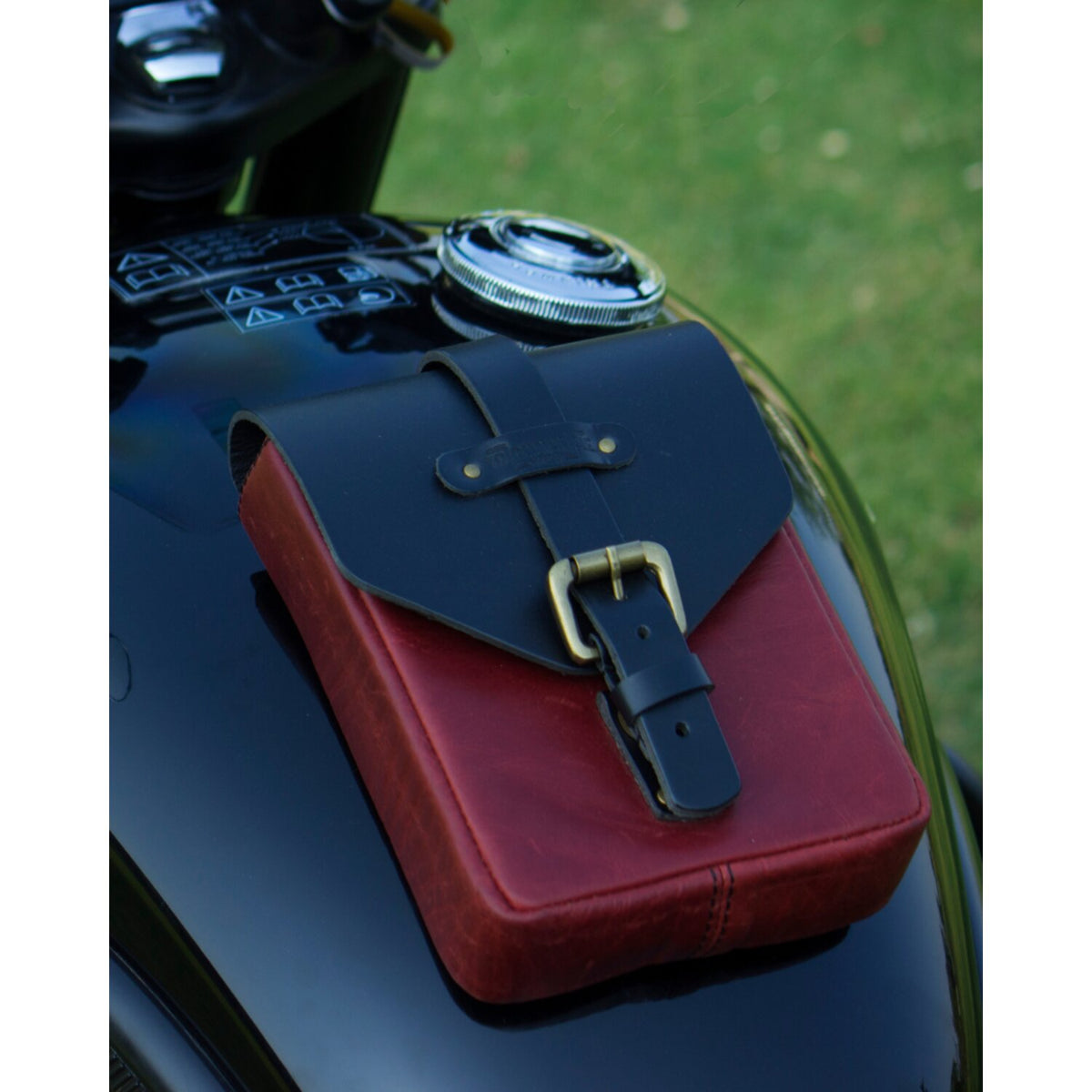 Trip Machine, tank pouch / belt pouch. Cherry red
