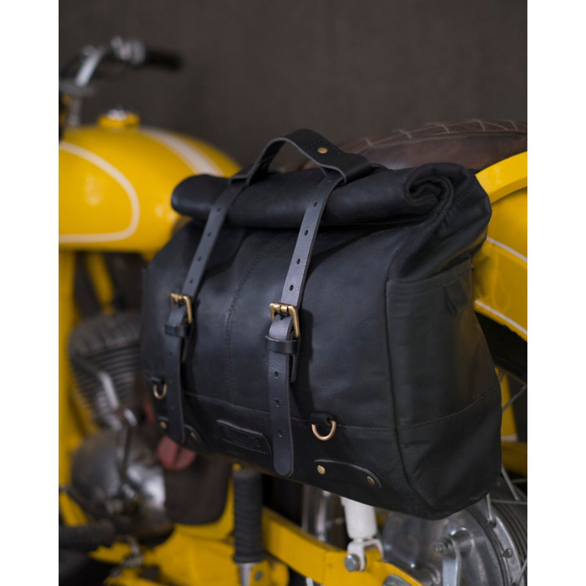 Trip Machine, Outlaw saddlebag. Black