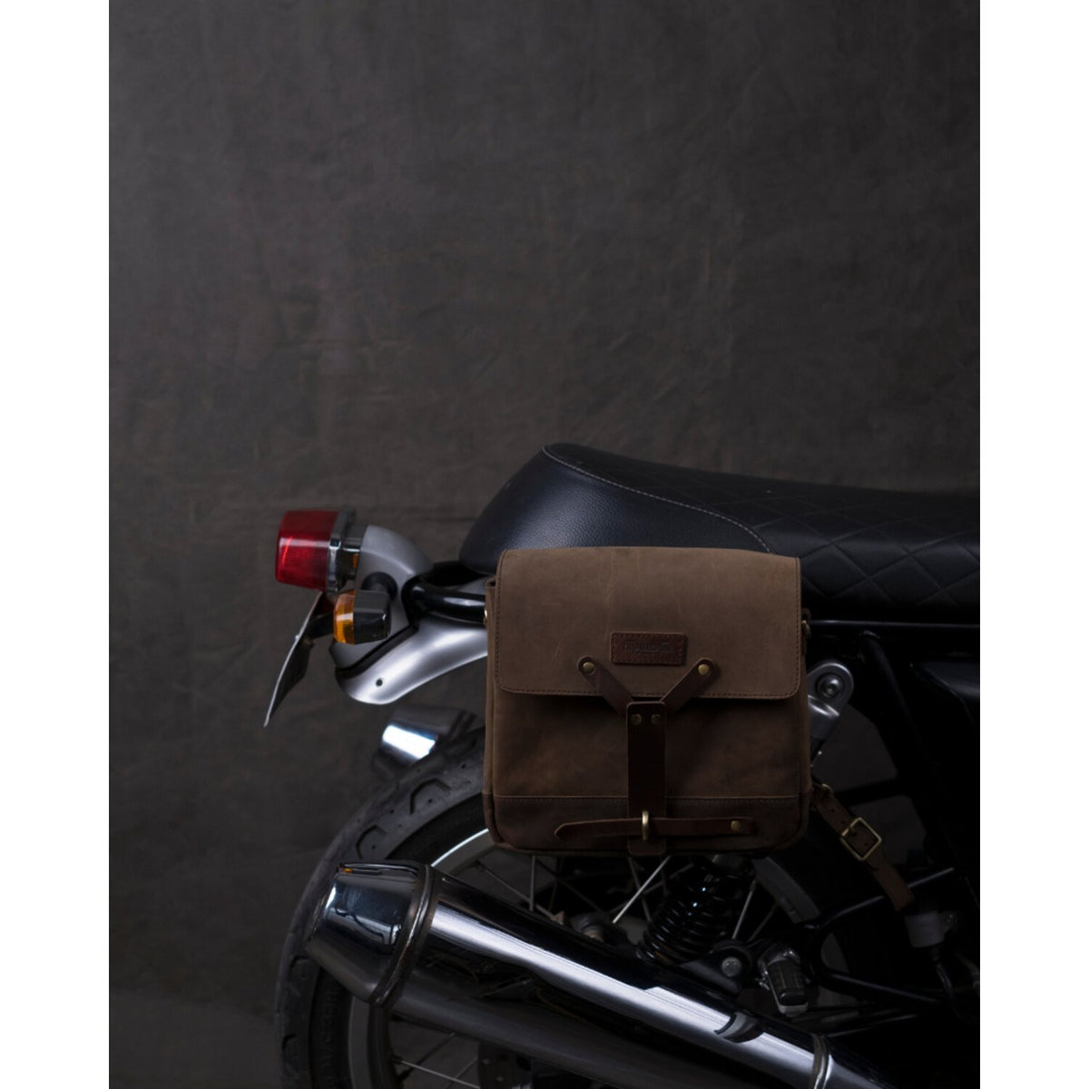 Trip Machine, Messenger bag. Tobacco brown