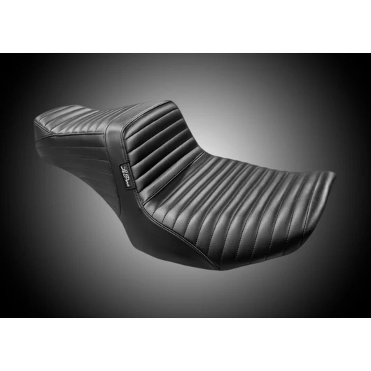 Le Pera Tailwhip Pleated Seat for Gen2 Touring – LV-587PT
