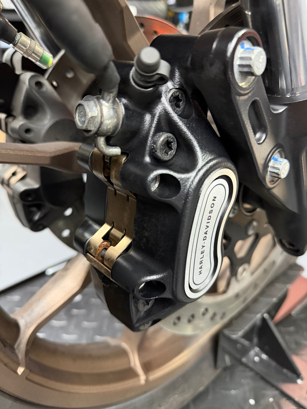 Harley Davidson brake caliper after dry ice blasting