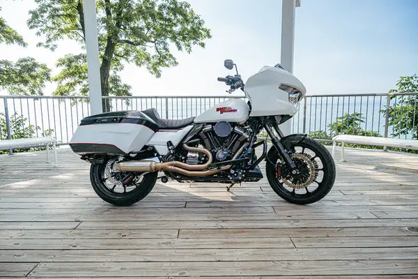 SlyFox Highnoon Seat for Street Glide and Road Glide – Grey Logo – gallery image 4