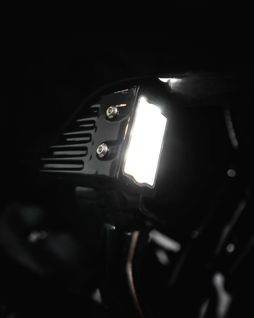 CUSTOM DYNAMICS Low Rider ST High-Performance LED Front Turn Signals CD-LRST-ECE-FTS-B — view 3