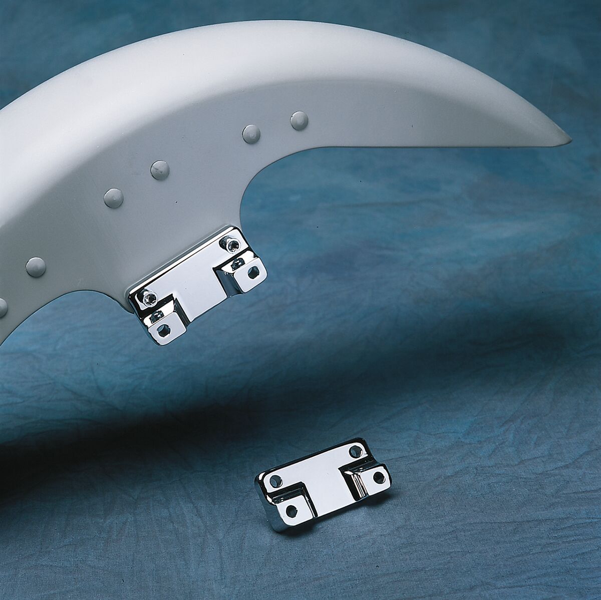 Drag Specialties Fender-To-Fork Adapter
